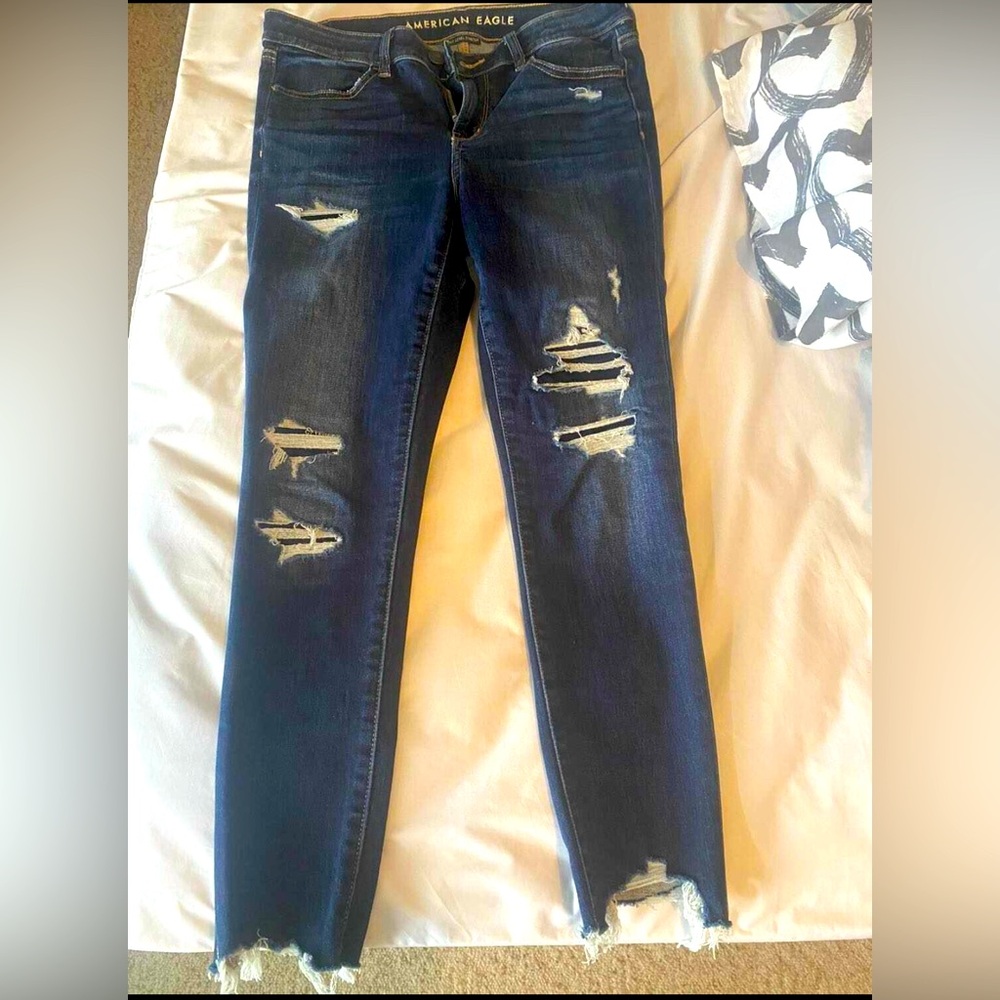 American Eagle Woman’s jeans